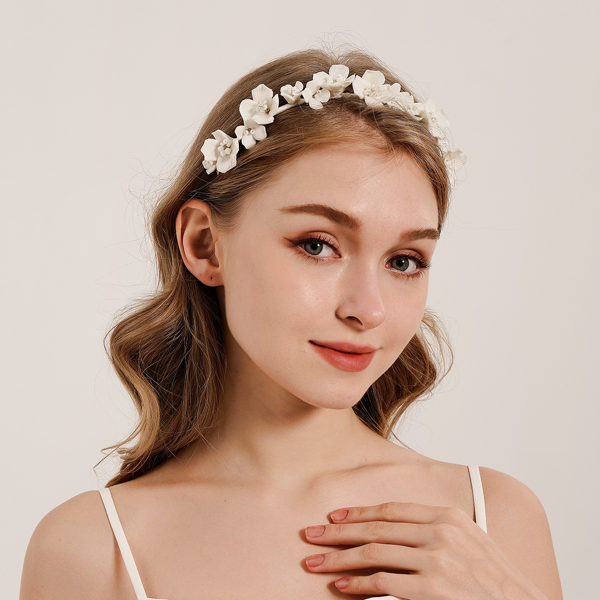 Efily Bride White Flower Hair  - Wedding Supply Store ulasan dan harga